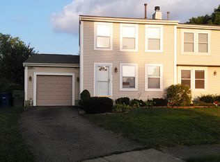 8842 Creve Coeur Ln, Powell, OH 43065