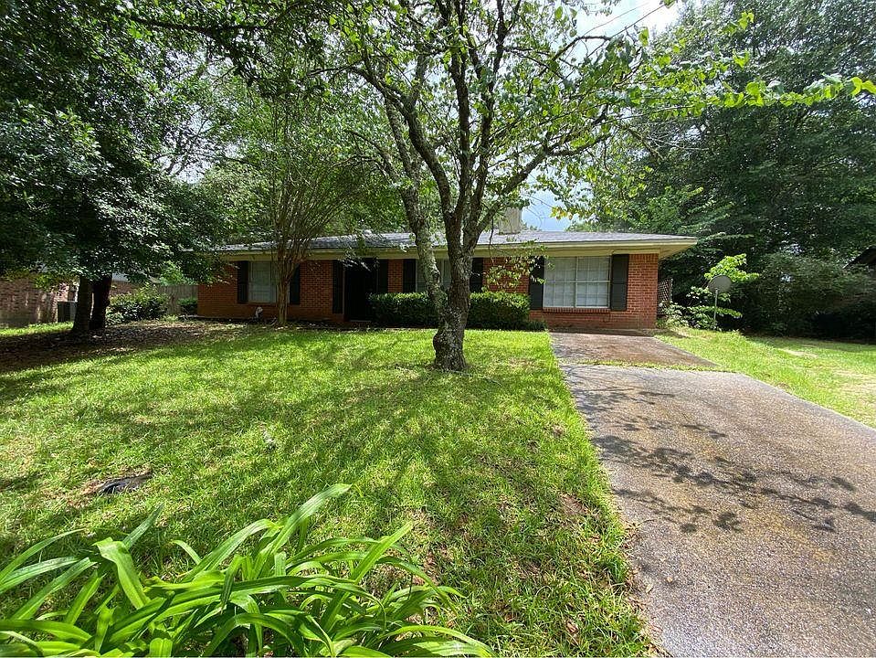1st image of 1506 McKewen Dr