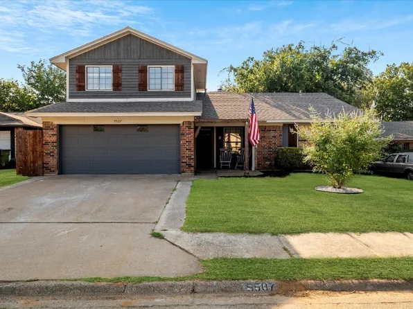 5507 Castle Ct, Lake Dallas, TX 75065