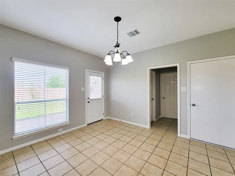 20710 Mansfield Bay Ln — Photo 15