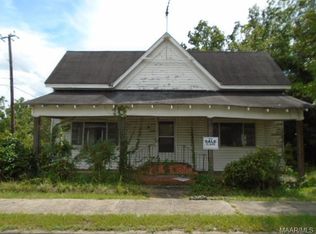 21 Victoria St, Louisville, AL 36048