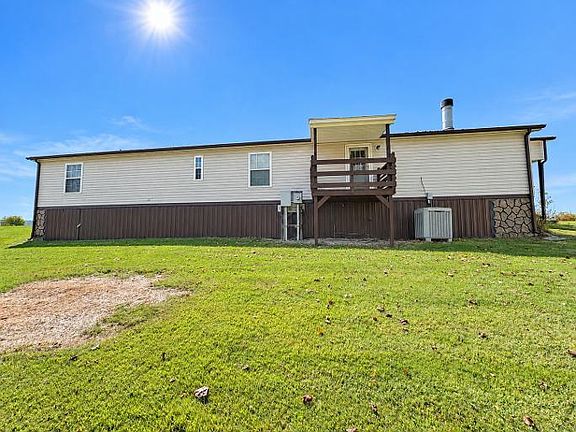 2nd image of 255 Breezy Ridge Rd