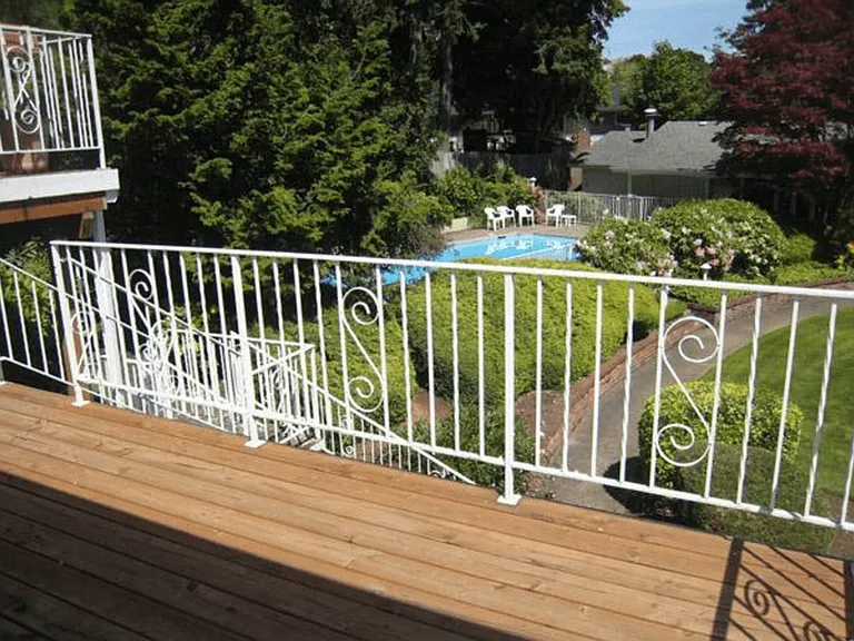 Jamestown Apartments — Photo 5