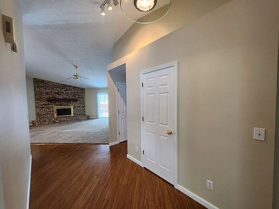 3rd image of 645 S 32nd St