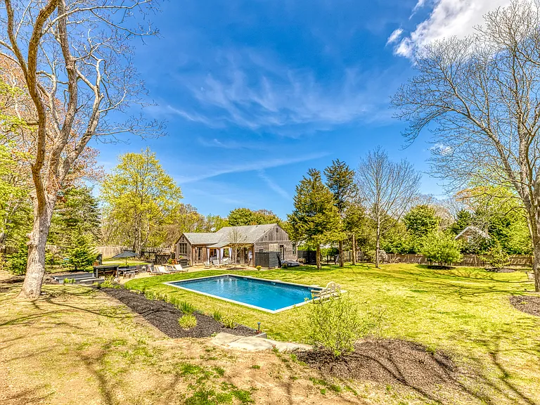 165 Three Mile Harbor Rd — Photo 49