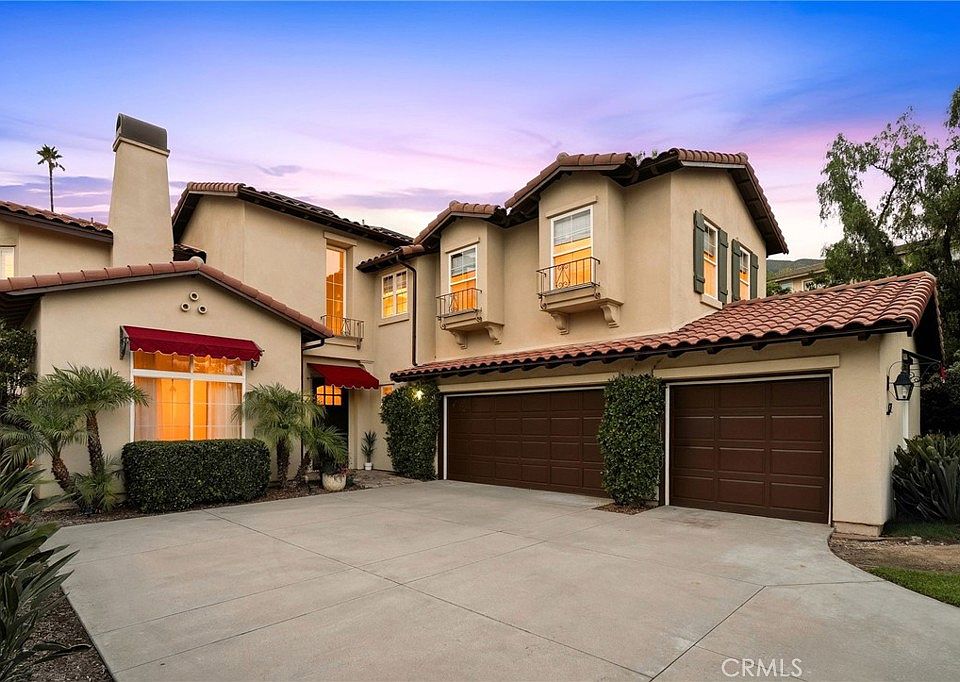 1st image of 637 Chaparral Ct