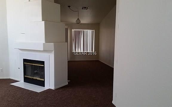 3rd image of 4763 Carefree Dr