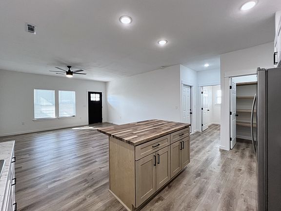 4th image of 345 S Johnson St #1