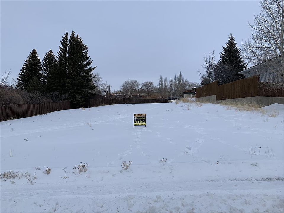 1st image of 1913 Parkview Ave