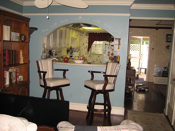 Bar between Kitchen & LR