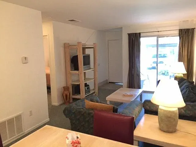 1 bed, 589 sqft, $1,551 — Photo 3