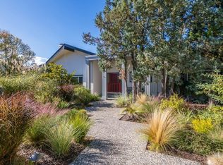 104 Garydale Ct, Alamo, CA 94507