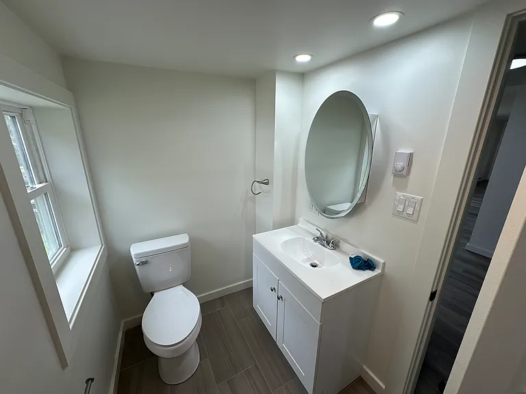 192 Boland Ave — Photo 9