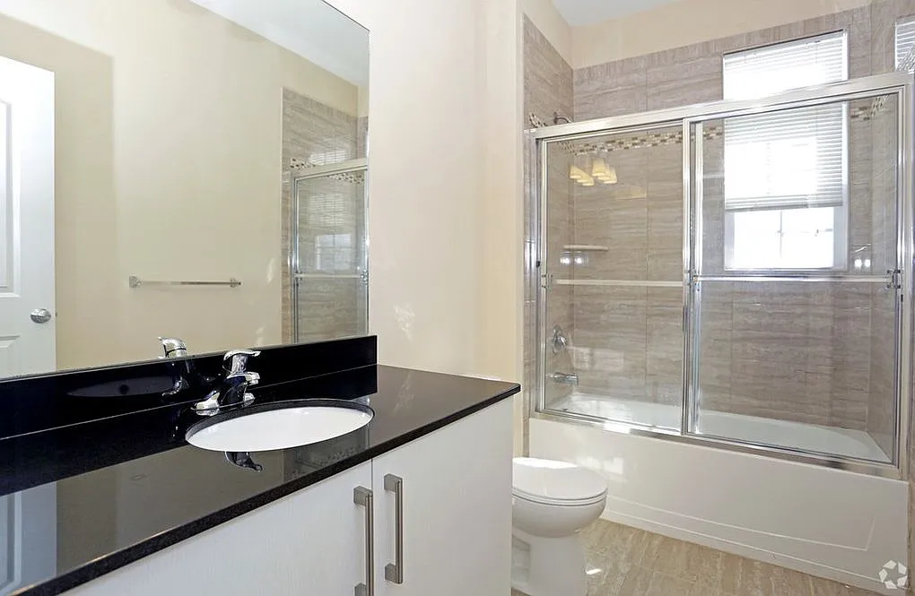 2 bed, 1344 sqft, $2,995 — Photo 2