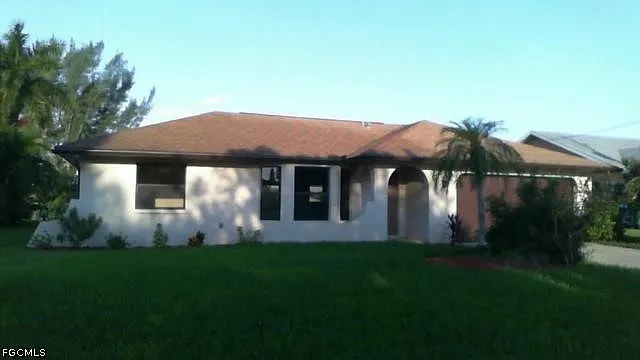 1510 SE 11th Pl — Photo 2