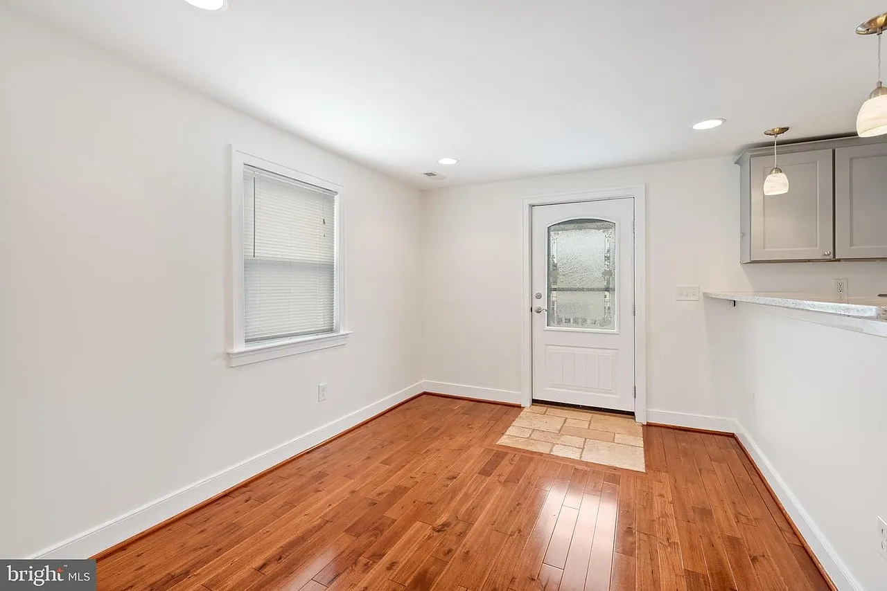 2903 Topaz Rd — Photo 2