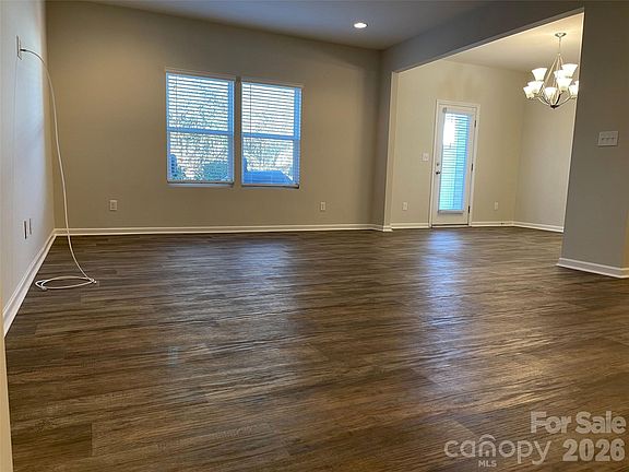 5th image of 5918 River Meadow Ct