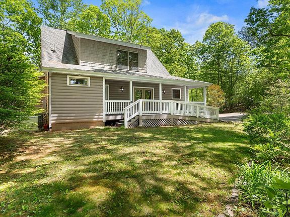 3rd image of 251 Tall Timber Dr