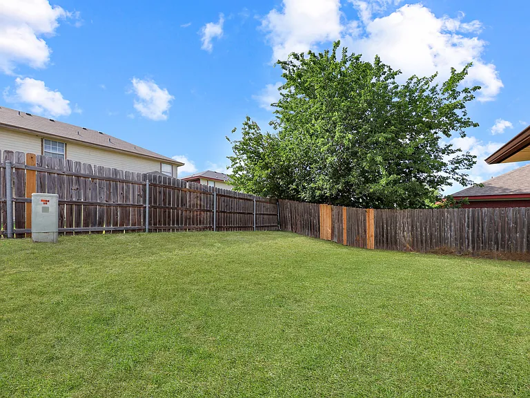 4303 Alleeta Dr, Killeen — Photo 22