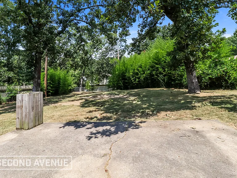 8110 Alvin Ln — Photo 23