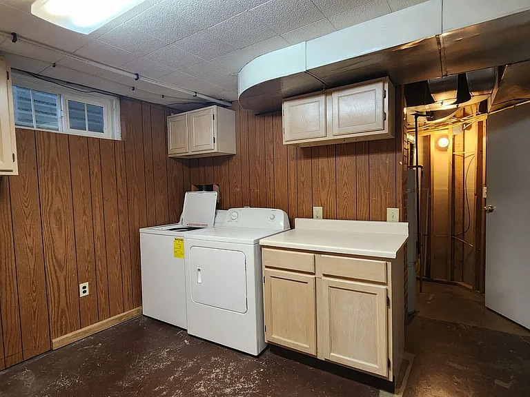 1242 S 4th St W #A-C — Photo 16