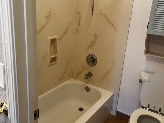 5th image of 2220 Orchard Park Way