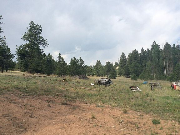 2nd image of 3140 Pikes Peak Dr