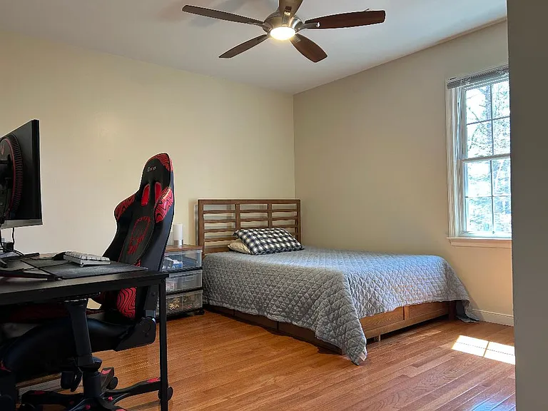 8943 Castle Point Dr — Photo 19