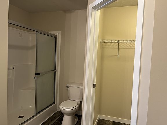 5th image of 1132 Hunters Glen Blvd #384