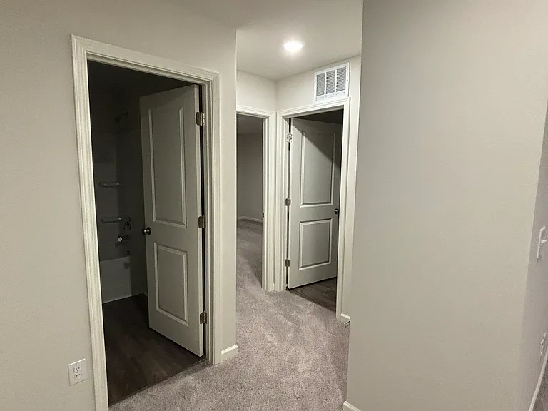 4514 Grain Ct — Photo 7