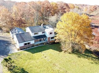 14350 Bridle Ln, Newbury, OH 44065