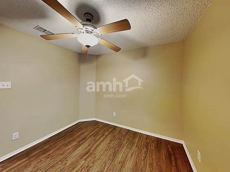 4652 Cool Ridge Ct — Photo 17
