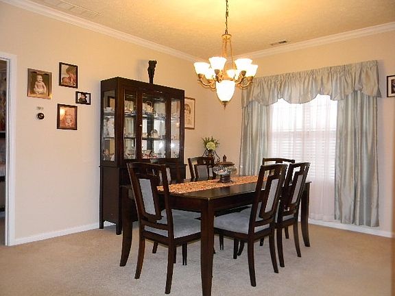Formal dining room off Living and kitchen.
