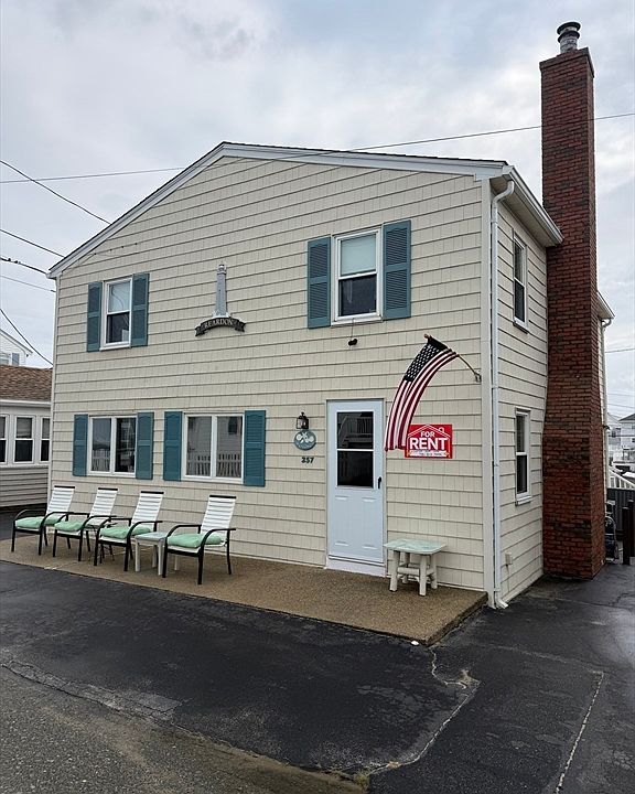 1st image of 257 Foster Ave