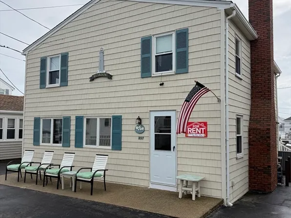 257 Foster Ave, Marshfield, MA 02050
