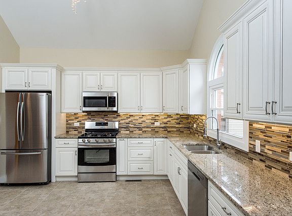 3rd image of 9048 S 55th Ct