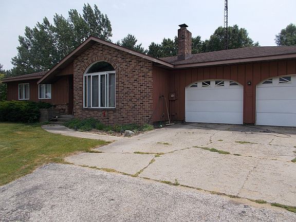 5th image of 2925 Hillcrest Dr