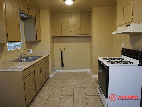 2nd image of 155 4th Pl