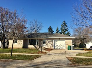 829 Bechaud Ave, Fond Du Lac, WI