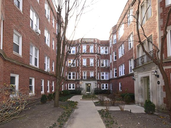 2nd image of 1415 W Farwell Ave APT B3