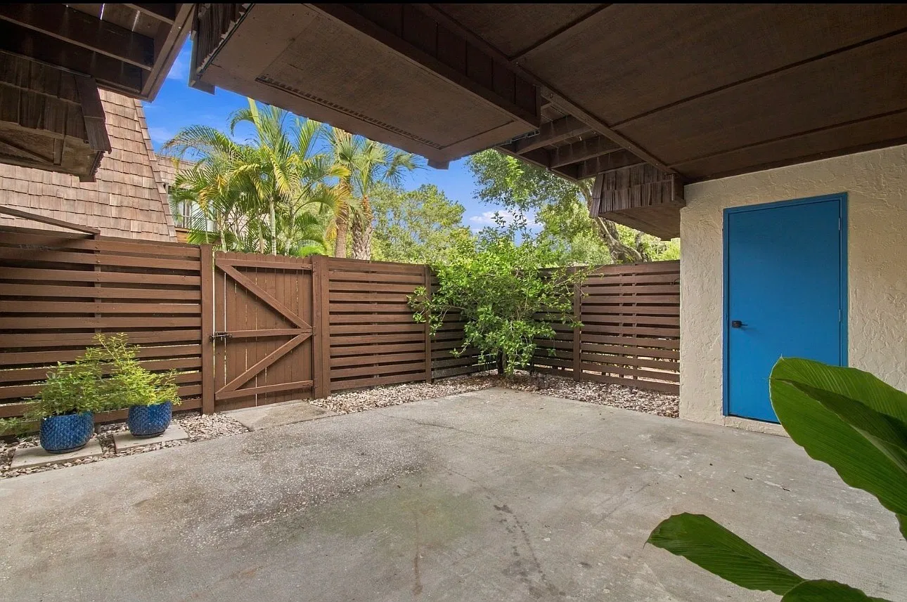 3 bed, 2.5 bath, 1478 sqft, $2,700 — Photo 3