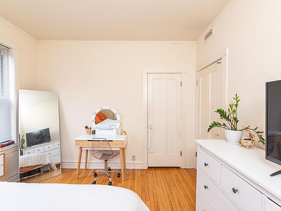 3rd image of 3415 N Elaine Pl #33