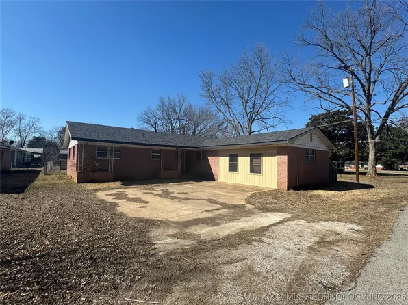 505 S McLish Ave, Tishomingo, OK 73460