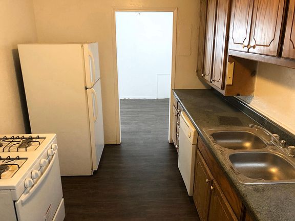 4th image of 1409 Mallard Dr