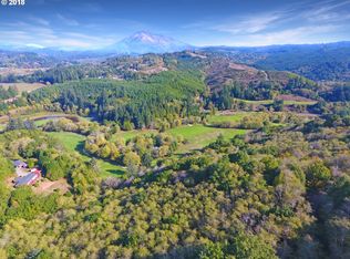 31 Campbell Rd, Brookings, OR 97415