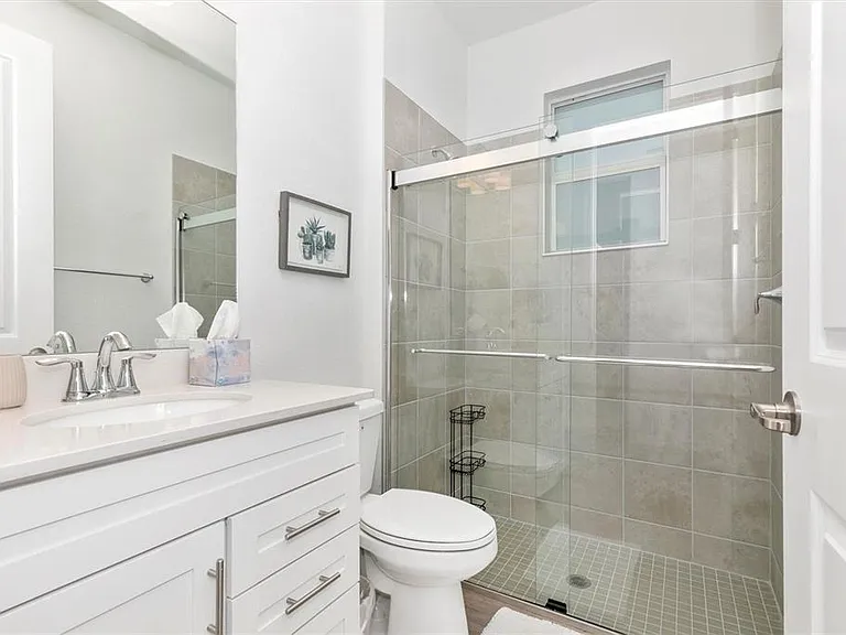 17672 Santorini Ct — Photo 39