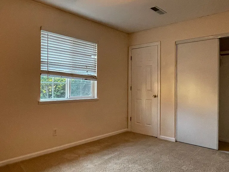 960 Branham Ln — Photo 27