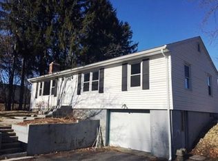 16 Old Hickory Rd, Lancaster, MA 01523