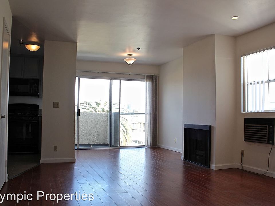 1st image of 3751 Jasmine Ave APT 401