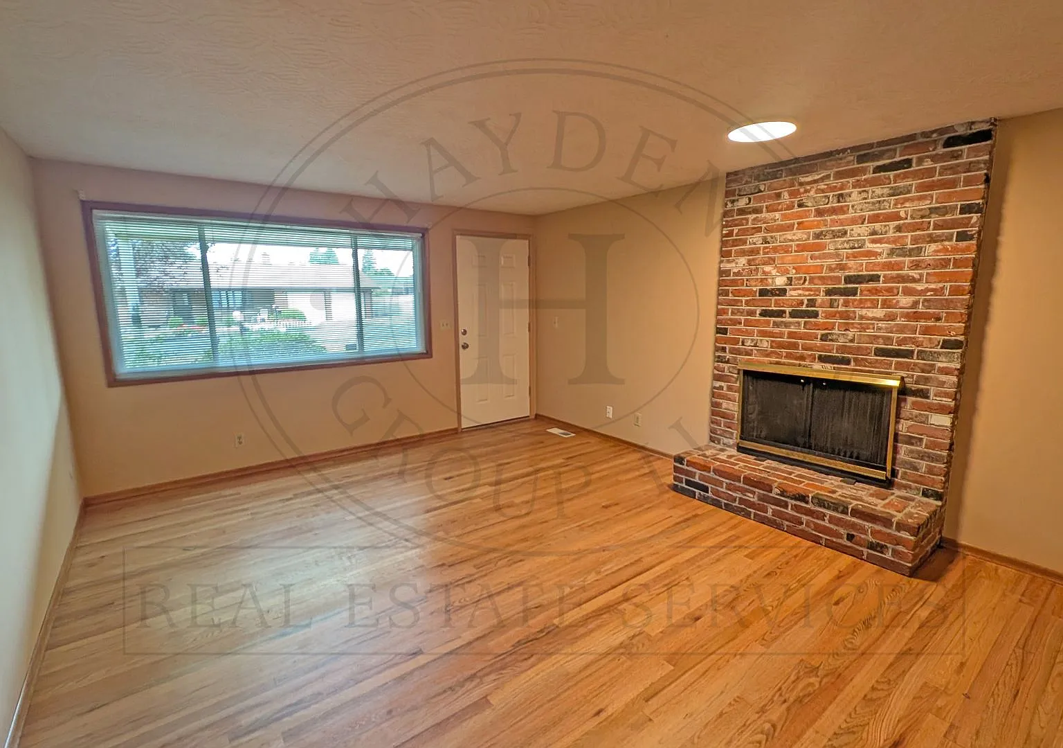 Charming SingleLevel Home on a Spacious Lot — Photo 2